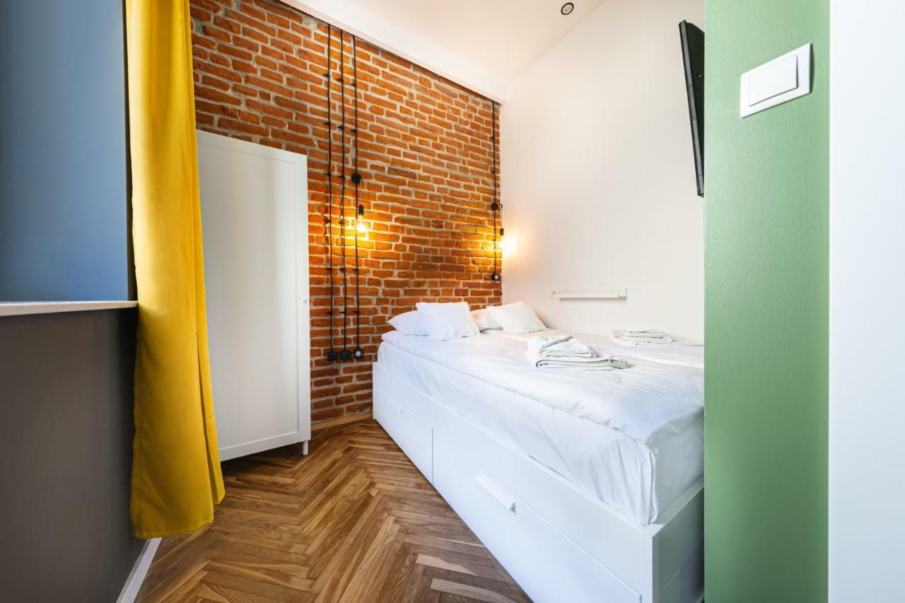 Miomio Apartments Krasków Εξωτερικό φωτογραφία