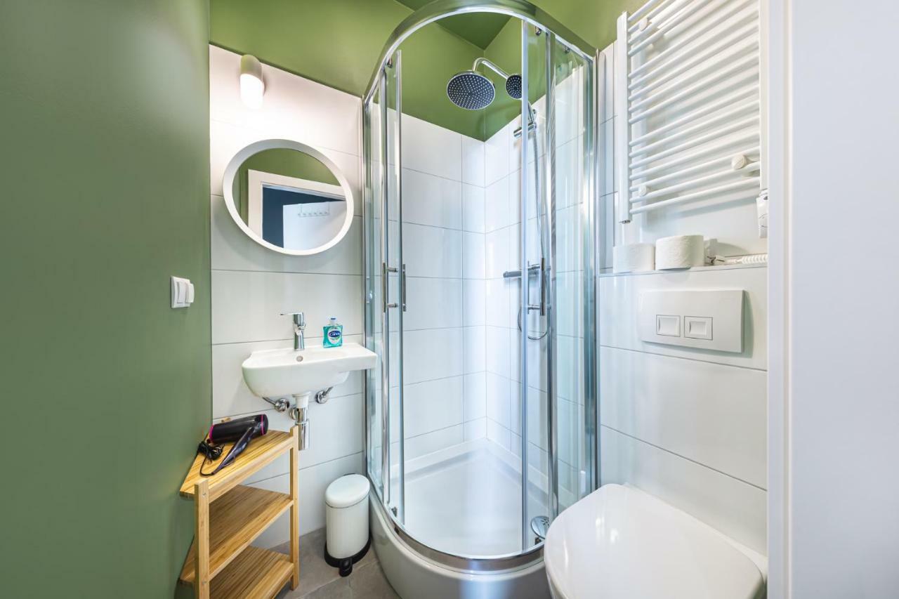 Miomio Apartments Krasków Εξωτερικό φωτογραφία