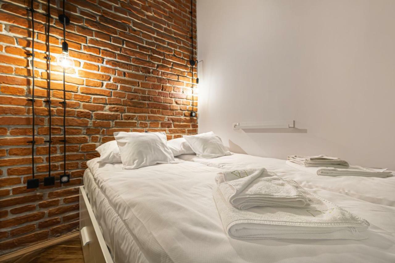Miomio Apartments Krasków Εξωτερικό φωτογραφία