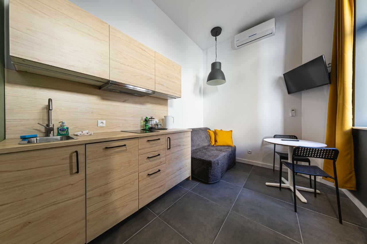 Miomio Apartments Krasków Εξωτερικό φωτογραφία